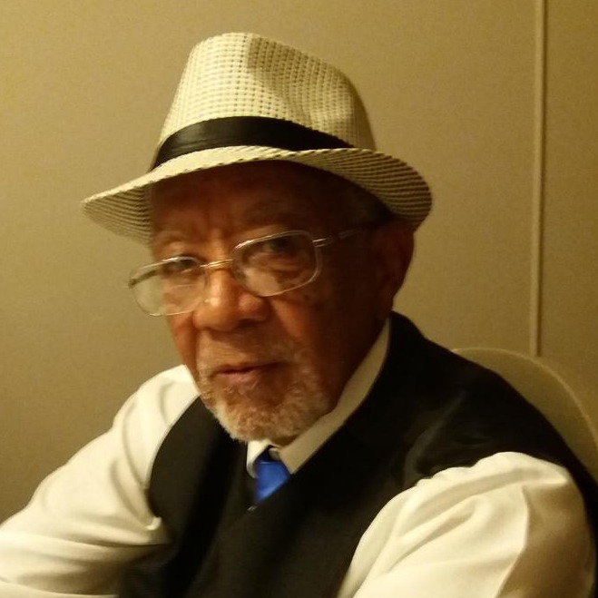 Photo de Monsieur Véronique, Luc PIERROT